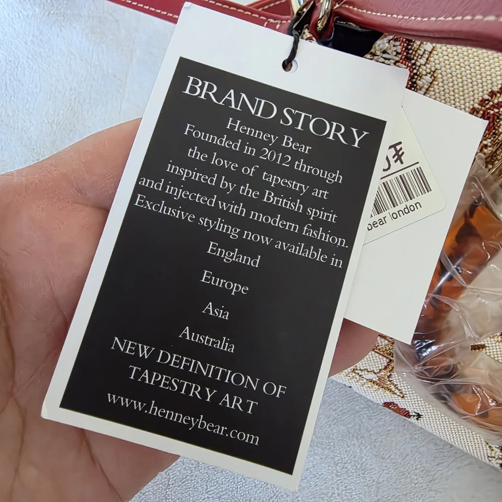 Henney Bear London adorable crossbody